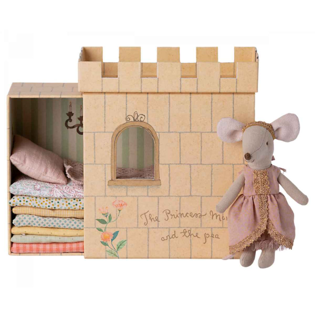 Maileg | Princess & the Pea | Big Sister Mouse | Mouse beside Castle View | ChocoLoons