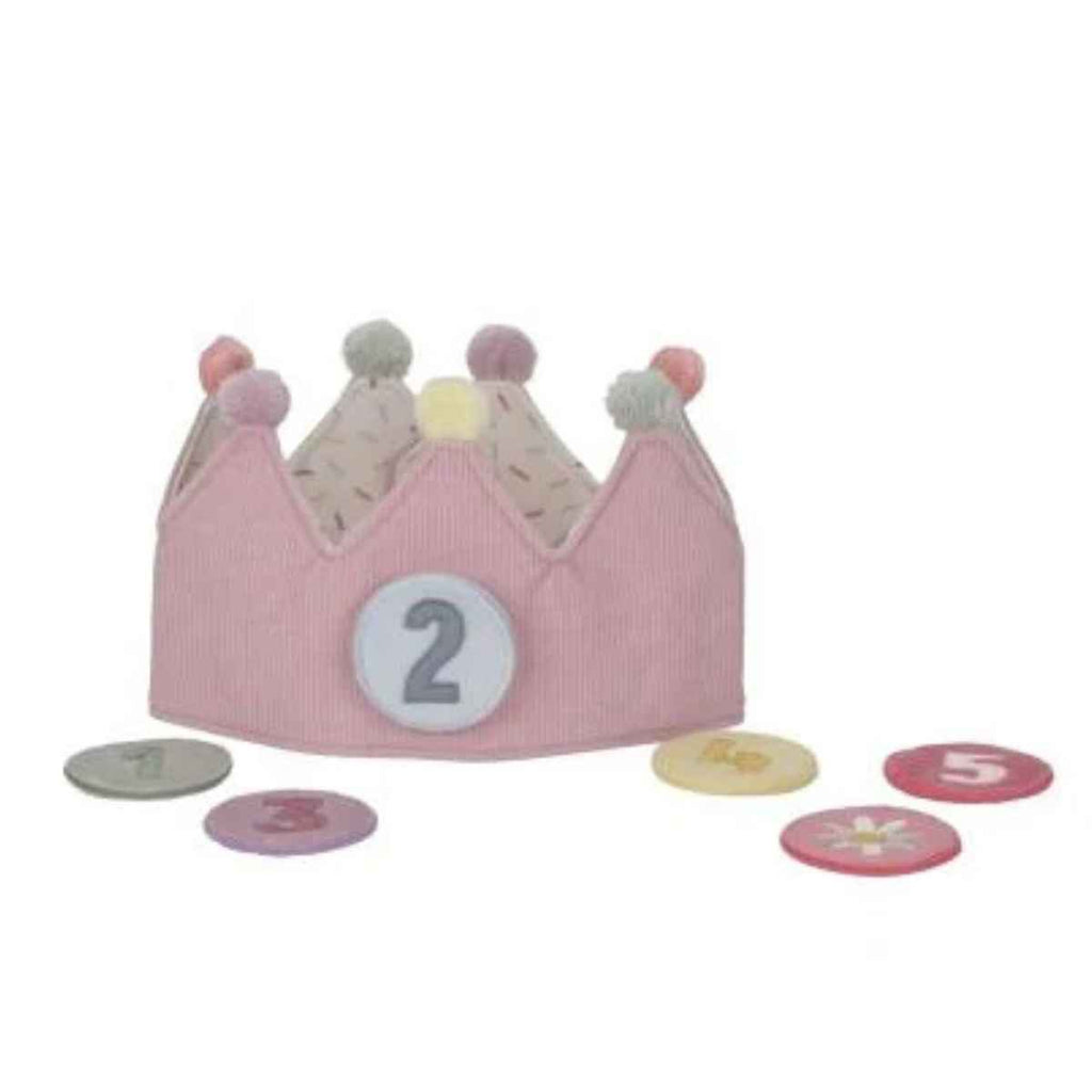 Pink children's birthday crown with number 2 on a white background