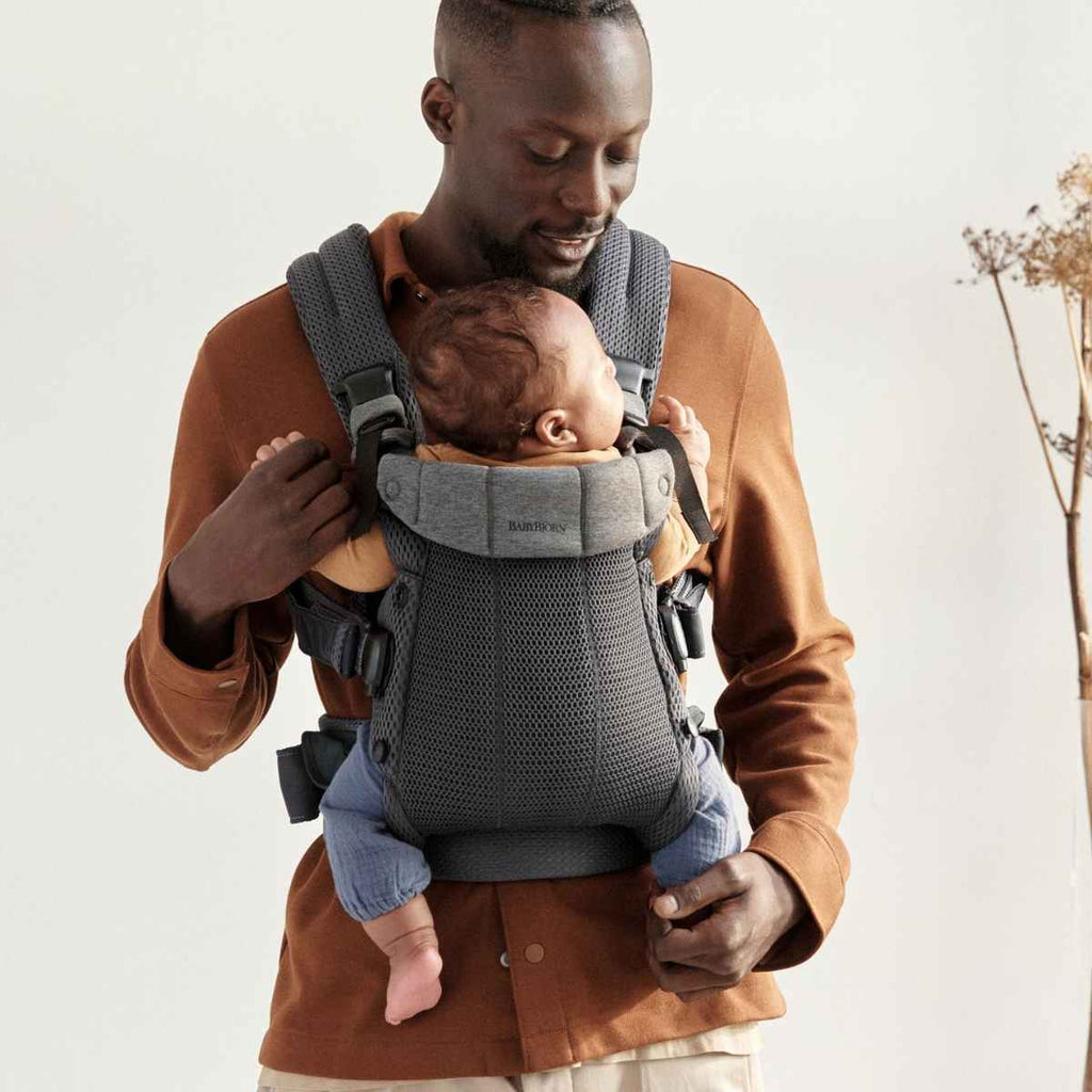 BabyBjörn | Dad With Baby Carrier Harmony | Anthracite | 3D Mesh | ChocoLoons