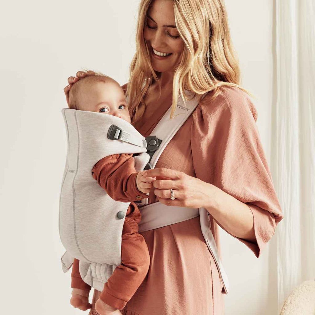 BabyBjörn | Mum With Baby Carrier Mini | Light Beige | 3D Jersey | ChocoLoons