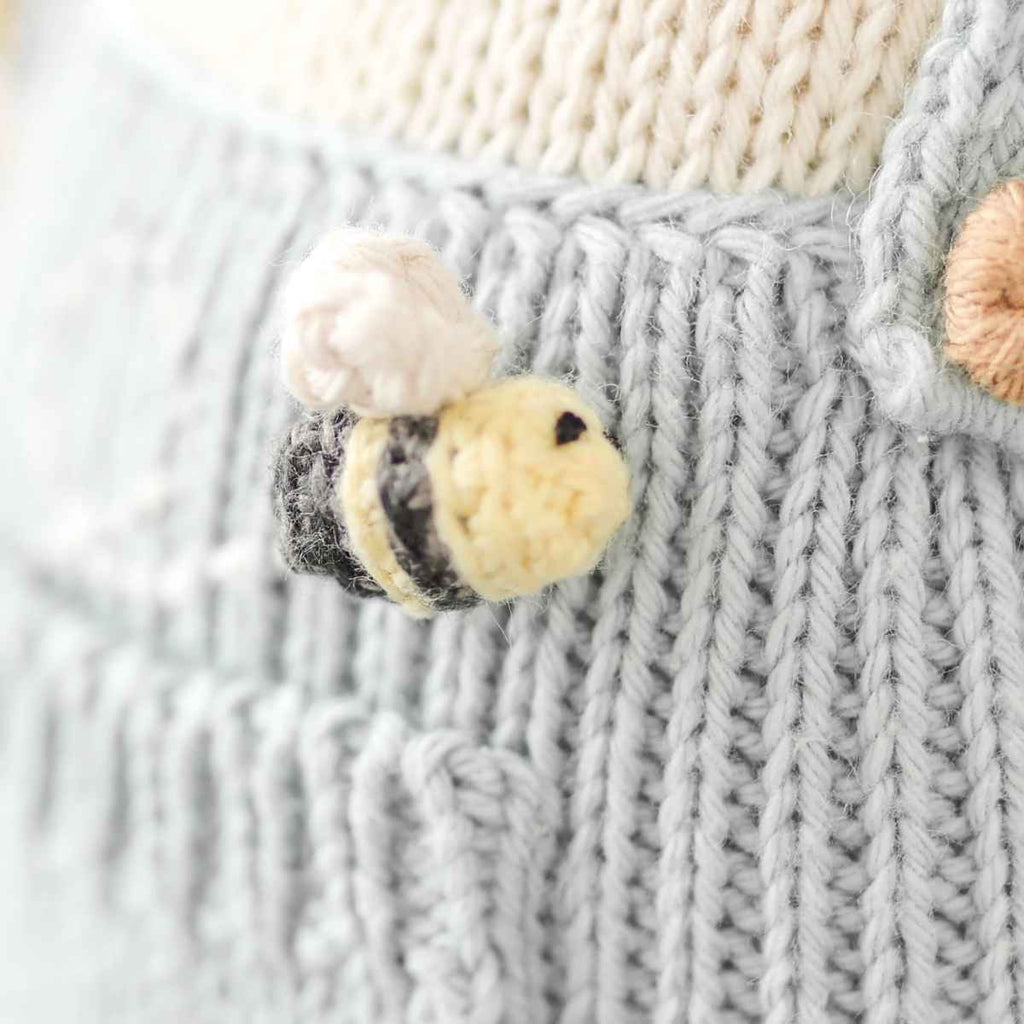 cuddle+kind | Signature Collection | Charlie the Honey Bear | Close Up | ChocoLoons