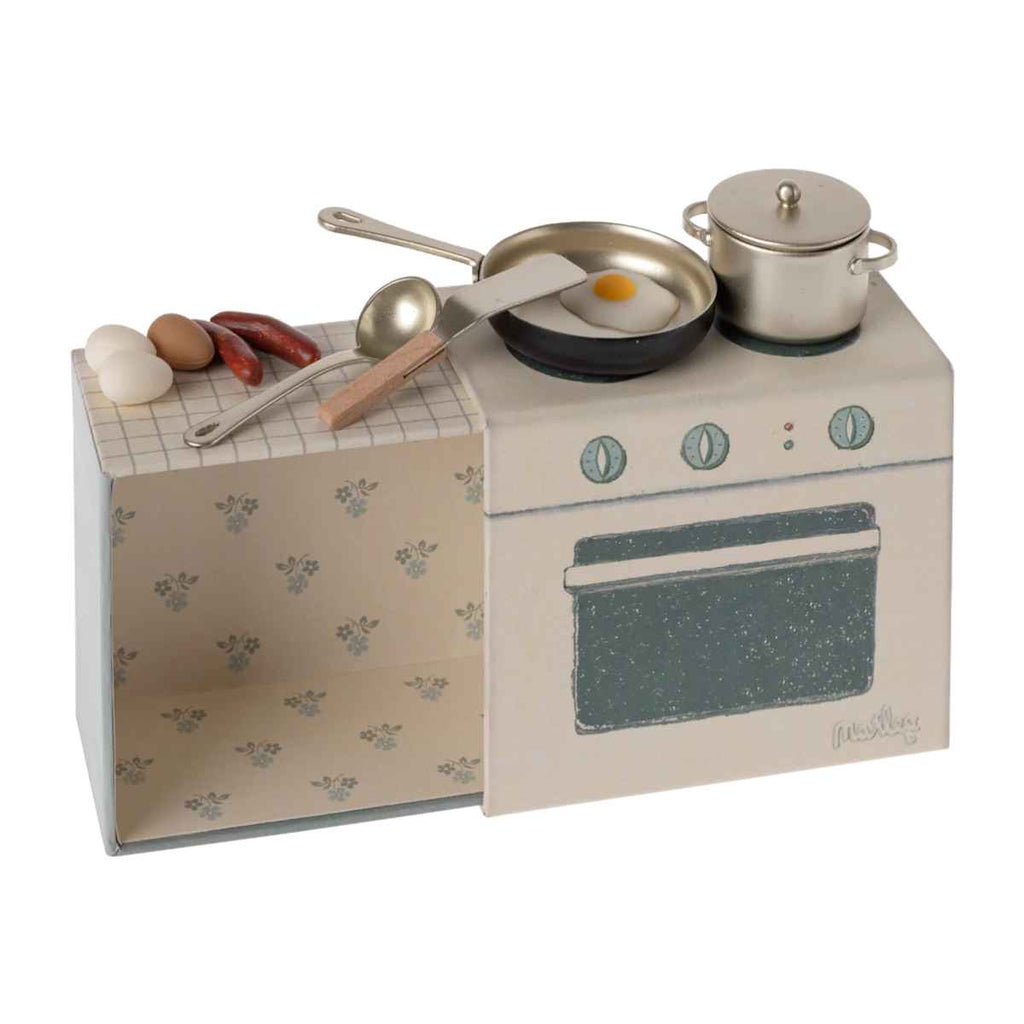 Maileg | Cooking Set, Mouse | ChocoLoons