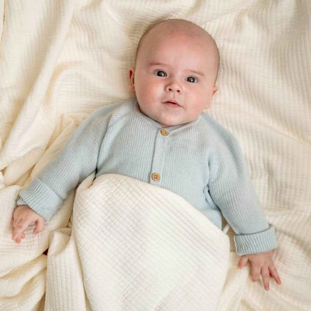 Little Dutch | Baby In Bassinet Summer Blanket | ChocoLoons