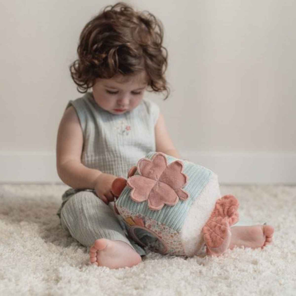 Miffy x Little Dutch | Child Playing With Activity Cube | Lucky Blossom | ChocoLoons