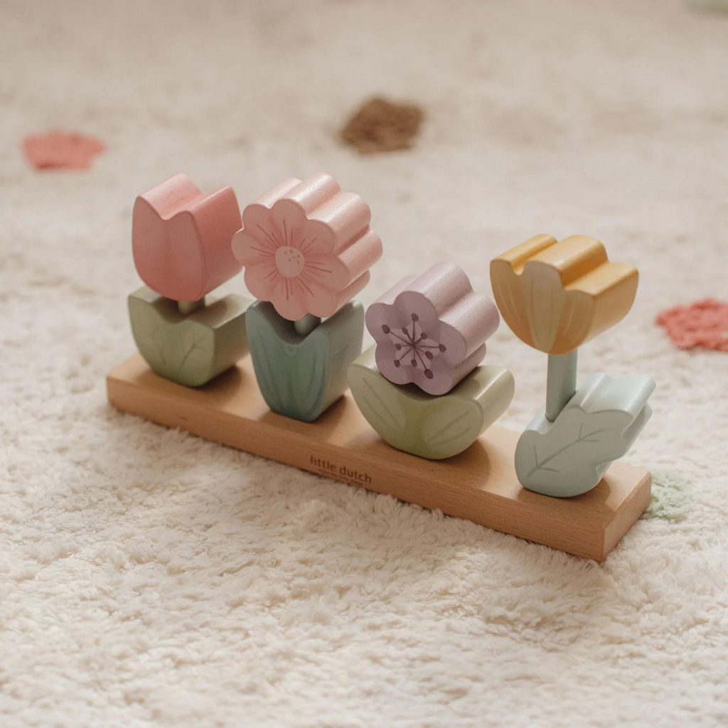 Little Dutch | Stacking Flowers Puzzle | ChocoLoons