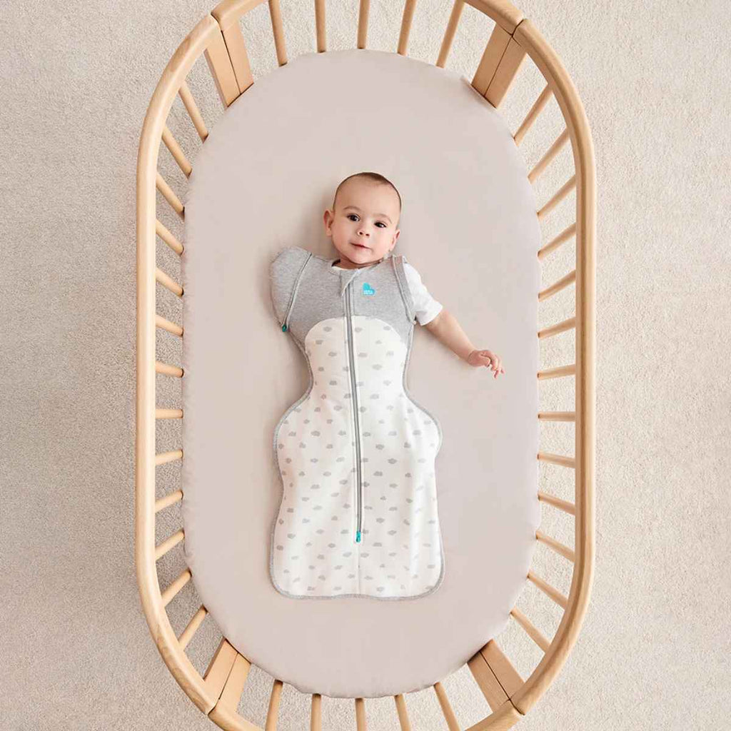 Love To Dream | Transition Bag 1.5T Stretch Cotton | Mini Cloud White | Arm Out | ChocoLoons