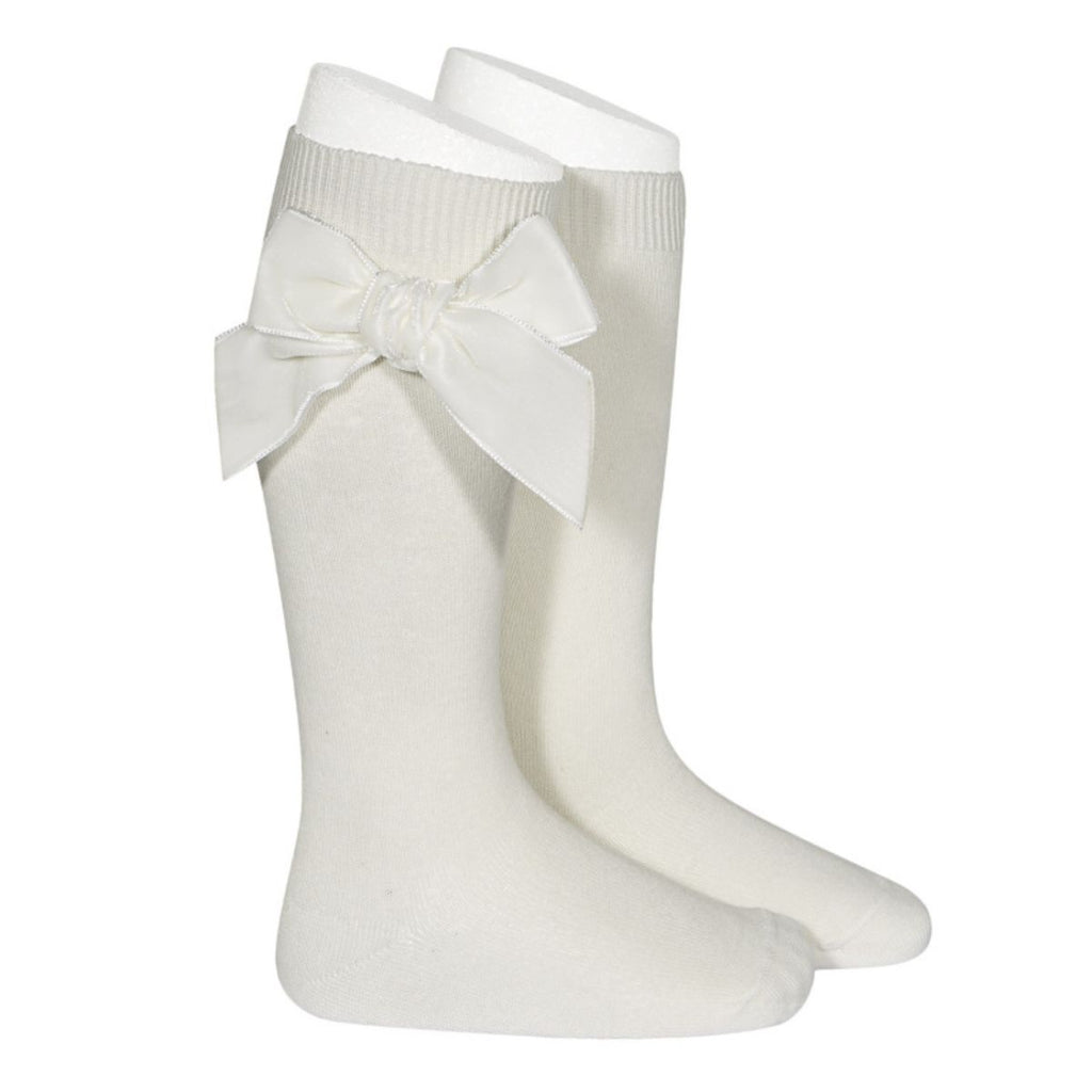 Cóndor | Cotton Knee Socks with Side Velvet Bow | Cream | Chocoloons